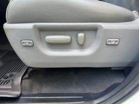 2012 TOYOTA TUNDRA CREWMAX