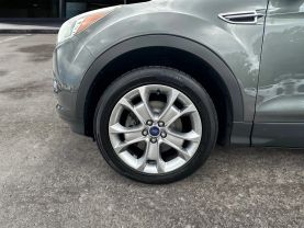 2015 FORD ESCAPE SUV GRAY AUTOMATIC - CARPALACE, Chantilly, VA. 38.91645215435775, -77.47495885092432