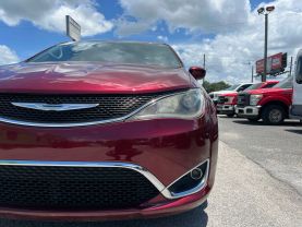 2017 CHRYSLER PACIFICA VAN V6, 3.6 LITER TOURING-L MINIVAN 4D