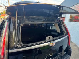 2015 CADILLAC ESCALADE ESV SUV V8, 6.2 LITER LUXURY SPORT UTILITY 4D
