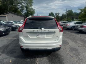 2017 VOLVO XC60