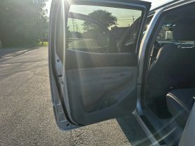 2009 TOYOTA TACOMA DOUBLE CAB PICKUP V6, 4.0 LITER PICKUP 4D 5 FT