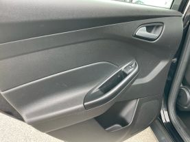 2017 Ford Focus - Image 18