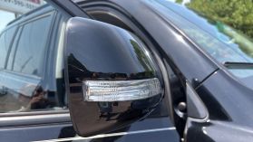 2015 Toyota Land Cruiser - Image 25