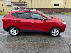 2013 HYUNDAI TUCSON SUV 4-CYL, 2.4 LITER GLS SPORT UTILITY 4D