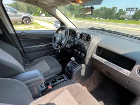 2014 Jeep Compass - Image 23