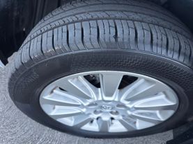 2014 Toyota Sienna - Image 24