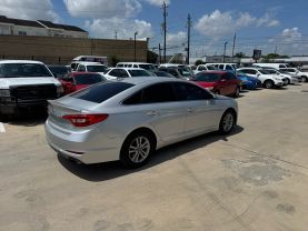 2016 HYUNDAI SONATA SEDAN 4-CYL, 2.4 LITER SE SEDAN 4D at Motors On Wheels - used car dealership in Houston, Texas.