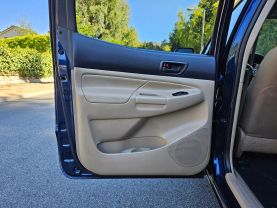 2012 TOYOTA TACOMA DOUBLE CAB PICKUP 4D 5 FT