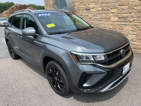2022 VOLKSWAGEN TAOS SUV 4-CYL, TURBO, 1.5 LITER SE 4MOTION SPORT UTILITY 4D - Gesner Auto Inc in Taunton, MA, 41.88613, -71.14527