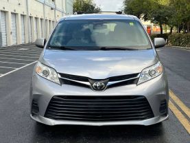 2018 TOYOTA SIENNA VAN GRAY AUTOMATIC - Iron Cars Inc