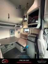 Used 2019 VOLVO COMMERCIAL VNL For Sale in Miami, FL - Elite Trucks