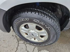 2003 FORD ESCAPE