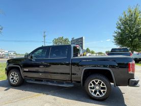2017 Gmc Sierra 1500 Crew Cab Slt Pickup 4d 5 3/4 Ft - Image 4