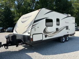 2017 KEYSTONE RV PASSPORT EXPRESS RV - 239ML at T&T Repairables - used car dealership in Spencer, Indiana.