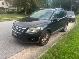 2011 Volkswagen Tiguan - Image 4