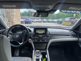 2020 HONDA ACCORD SEDAN 4-CYL, VTEC, TURBO, 2.0 LITER TOURING SEDAN 4D - Gesner Auto Inc in Taunton, MA, 41.88613, -71.14527