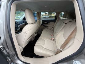 2019 JEEP CHEROKEE SUV 4-CYL, ZERO EVAP, 2.4 LITER LATITUDE SPORT UTILITY 4D