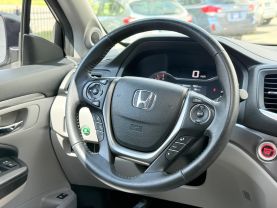 2017 Honda Pilot - Image 14