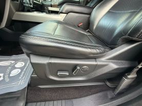 2017 Ford F250 Super Duty Crew Cab Lariat Pickup 4d 6 3/4 Ft - Image 17