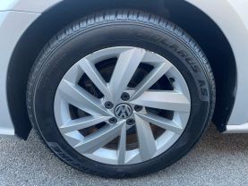 2018 VOLKSWAGEN PASSAT SEDAN 4-CYL, TURBO, 2.0 LITER 2.0T SE SEDAN 4D - Gesner Auto Inc in Taunton, MA, 41.88613, -71.14527