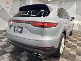 2020 PORSCHE CAYENNE