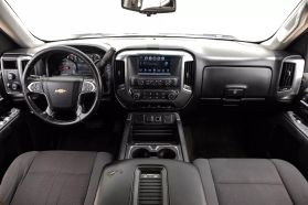 2018 Chevrolet Silverado 1500 Crew Cab - Image 19