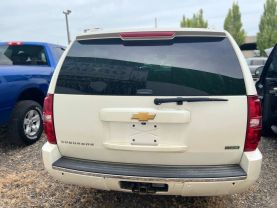 2010 CHEVROLET SUBURBAN 1500 SUV V8, FLEX FUEL, 5.3 LITER LTZ SPORT UTILITY 4D