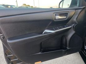 2016 Toyota Camry - Image 18