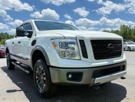 2018 Nissan Titan Xd Crew Cab Pro-4x Pickup 4d 6 1/2 Ft - Image 11