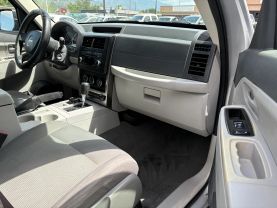 2008 JEEP LIBERTY SUV V6, 3.7 LITER SPORT UTILITY 4D