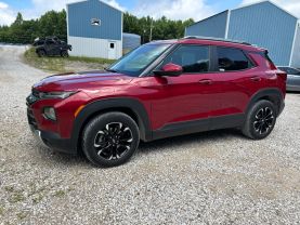 2021 CHEVROLET TRAILBLAZER SUV 3-CYL, ECOTEC, TURBO, 1.2 LITER LT SPORT UTILITY 4D at T&T Repairables - used car dealership in Spencer, Indiana.