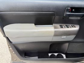 2013 TOYOTA TUNDRA DOUBLE CAB PICKUP V8, 4.6 LITER PICKUP 4D 6 1/2 FT