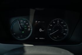 2017 HYUNDAI SONATA HYBRID SEDAN 4-CYL, HYBRID, 2.0 LITER SE SEDAN 4D