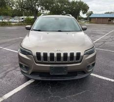 2019 JEEP CHEROKEE SUV 4-CYL, ZERO EVAP, 2.4 LITER LATITUDE SPORT UTILITY 4D