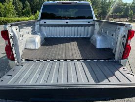 2021 CHEVROLET SILVERADO 1500 CREW CAB PICKUP 4-CYL, TURBO, 2.7 LITER CUSTOM PICKUP 4D 5 3/4 FT