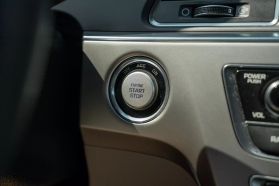 2017 HYUNDAI SONATA HYBRID SEDAN 4-CYL, HYBRID, 2.0 LITER SE SEDAN 4D
