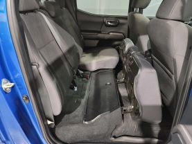 2017 Toyota Tacoma Double Cab - - Image 30