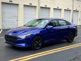 2022 HYUNDAI ELANTRA SEDAN BLUE AUTOMATIC - Iron Cars Inc