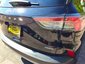 2022 FORD ESCAPE SUV 4-CYL, HYBRID, 2.5 LITER SEL HYBRID SPORT UTILITY 4D