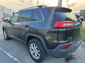 2016 JEEP CHEROKEE SUV V6, 3.2 LITER LATITUDE SPORT UTILITY 4D