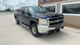 2009 CHEVROLET SILVERADO 2500 HD CREW CAB PICKUP V8, 6.0 LITER LT PICKUP 4D 6 1/2 FT