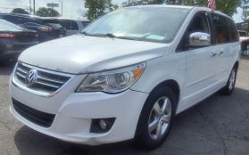 2013 VOLKSWAGEN ROUTAN PASSENGER V6, 3.6 LITER SEL PREMIUM MINIVAN 4D