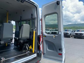 2017 FORD TRANSIT 350 HIGH ROOF 148'' WB 9 PASSENGER VAN WITH 800 LBS WHEELCHAIR LIFT PASSENGER VANS V6, 3.7 LITER XL W/HIGH ROOF W/SLIDING SIDE DOOR VAN 3D - Eddies Auto Sales