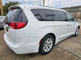 2018 CHRYSLER PACIFICA VAN V6, 3.6 LITER TOURING L MINIVAN 4D