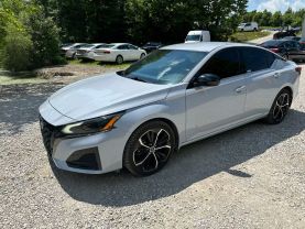2023 NISSAN ALTIMA SEDAN 4-CYL, 2.5 LITER 2.5 SR SEDAN 4D at T&T Repairables - used car dealership in Spencer, Indiana.