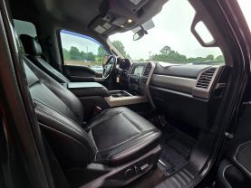 2017 Ford F350 Super Duty Crew Cablariat Pickup 4d 8 Ft - Image 17