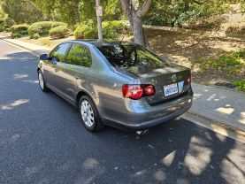 2010 VOLKSWAGEN JETTA LIMITED EDITION SEDAN 4D