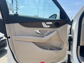 2021 MERCEDES-BENZ GLC SUV 4-CYL, TURBO, 2.0 LITER GLC 300 SPORT UTILITY 4D