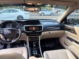 2016 Honda Accord - Image 20